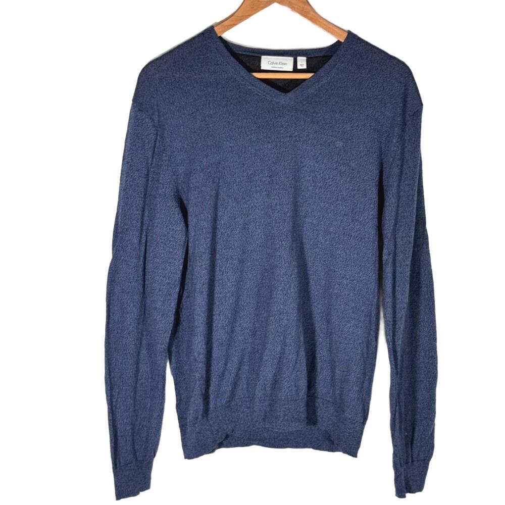 Calvin Klein Italian Merino V-Neck Sweater *FLAW* - Size L
